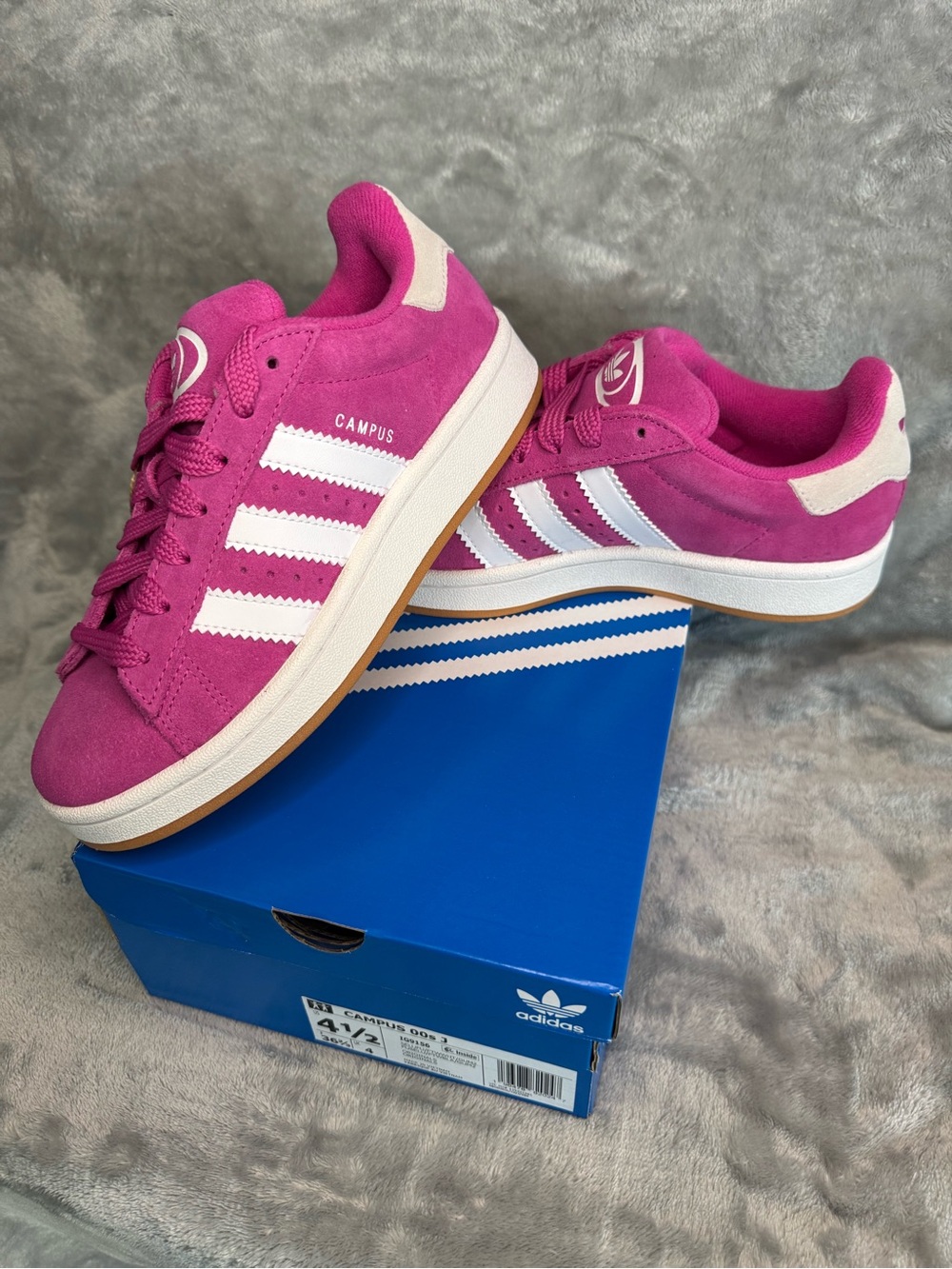 New in box - Adidas Campus 00s size 4.5 youth